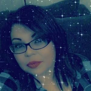 Meet your Posher, Lorena